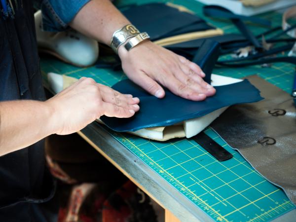 No Waste Leather Bag and Accessory with Morgan Buckert