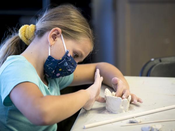 FAMILY PROGRAM: Afternoon Art