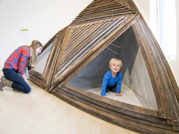 FAMILY PROGRAM: Afternoon Art 