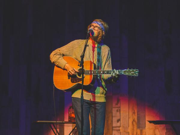 Brett Dennen, photo credit- Al Giesler @littlemanatx